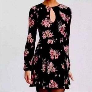 REFORMATION DELANEY FLORAL DRESS LONG SLEEVES LIKE NEW WOMENS SIZE 0